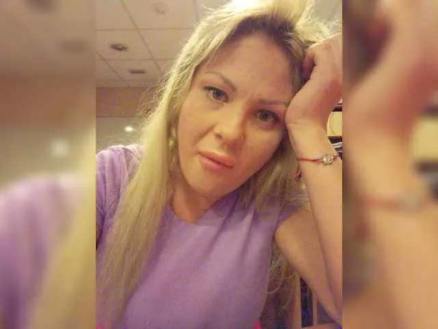 Live sex webcam photo for pink0811 #273993165