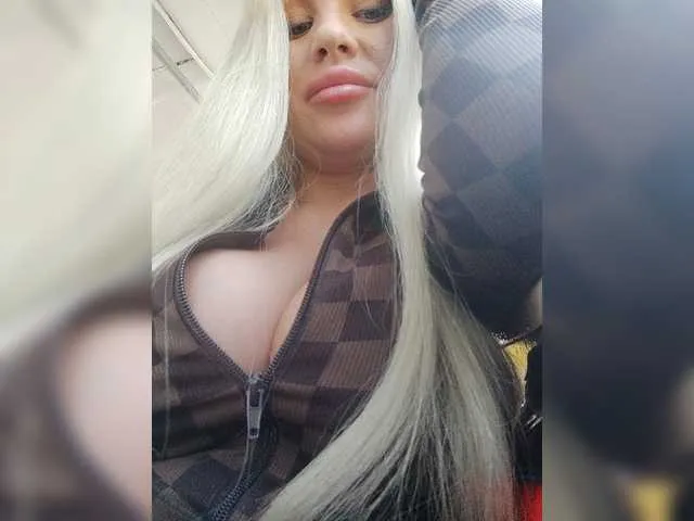 Live sex webcam photo for pink0811 #274338514