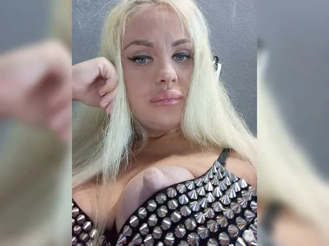 Live sex webcam photo for pink0811 #274429889