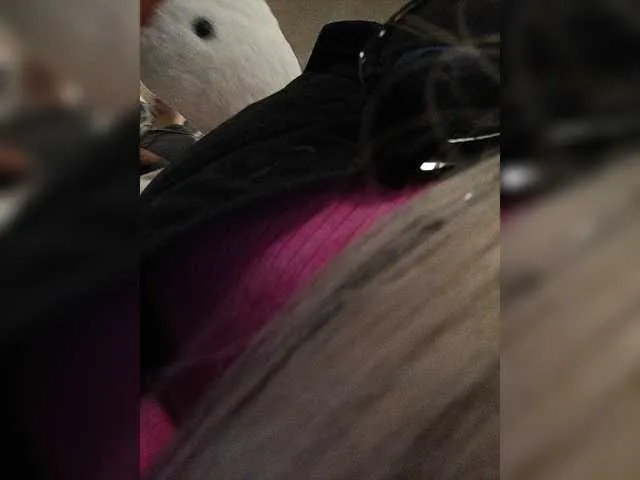 Live sex webcam photo for pink0811 #275727002