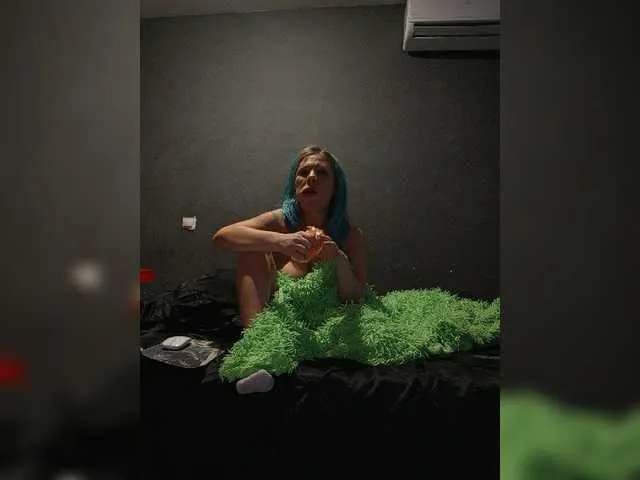 Live sex webcam photo for pink0811 #277084388