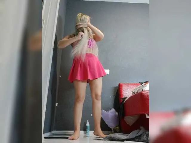Live sex webcam photo for pink0811 #277487193