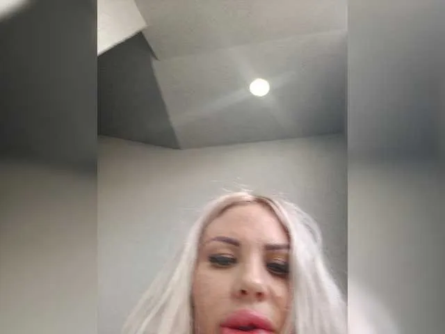 Live sex webcam photo for pink0811 #278011503