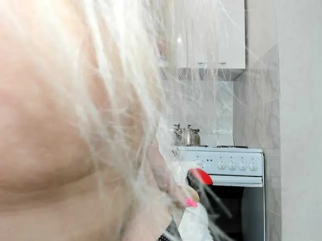 Live sex webcam photo for pink0811 #290681051