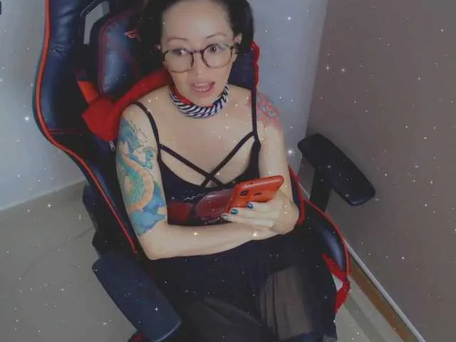 Live sex webcam photo for pink2019 #272901634