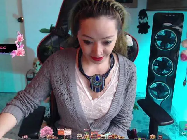 Live sex webcam photo for pink2019 #290143688