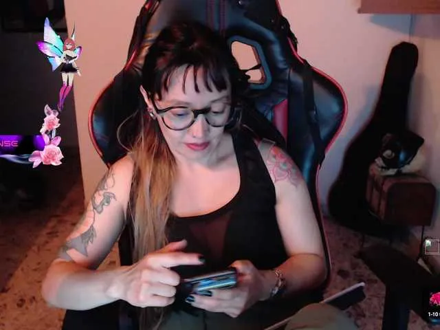 Live sex webcam photo for pink2019 #291086923