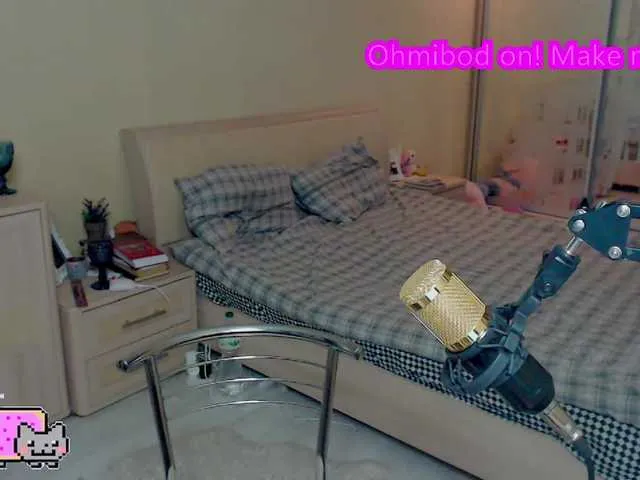 Live sex webcam photo for pinkiepie1997 #272210432