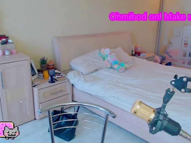 Live sex webcam photo for pinkiepie1997 #272313454