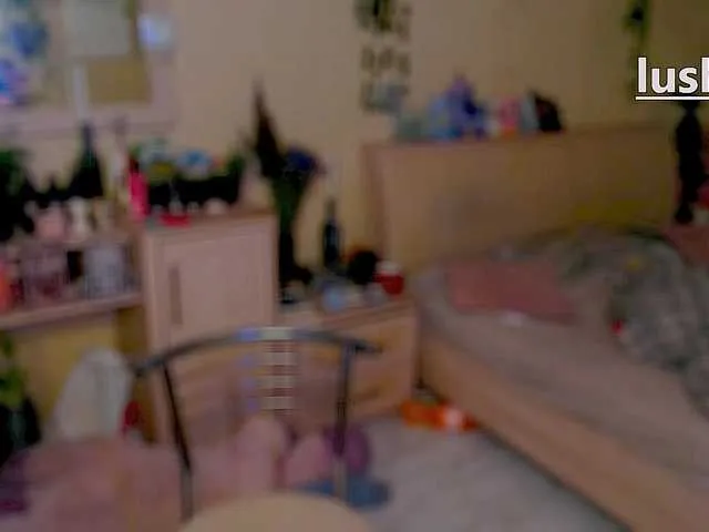 Live sex webcam photo for pinkiepie1997 #276213680