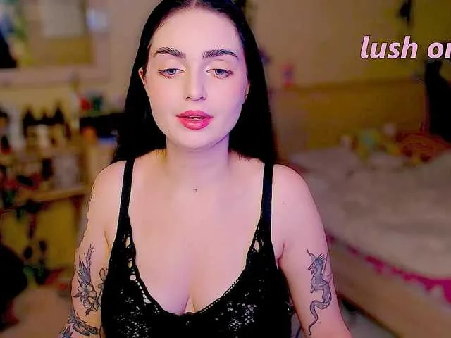 Live sex webcam photo for pinkiepie1997 #276395440