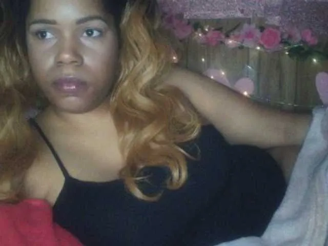 Live sex webcam photo for pinkrackz #272306548