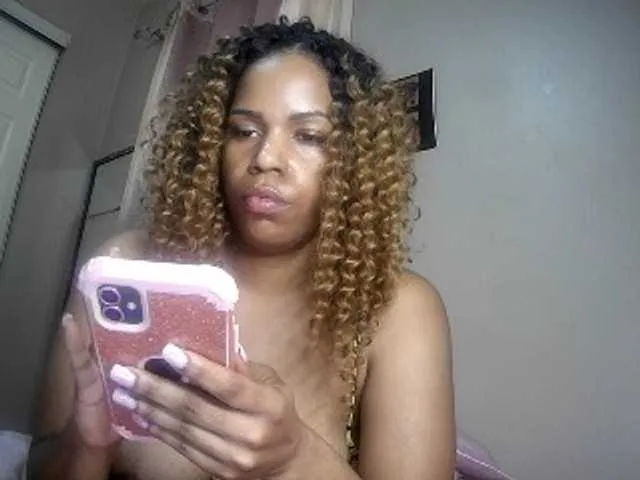 Live sex webcam photo for pinkrackz #291163416
