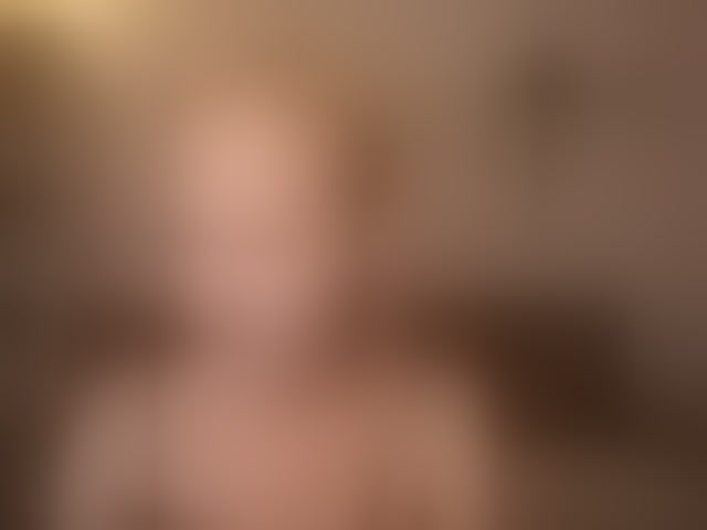 Live sex webcam photo for piperperri18 #294037025