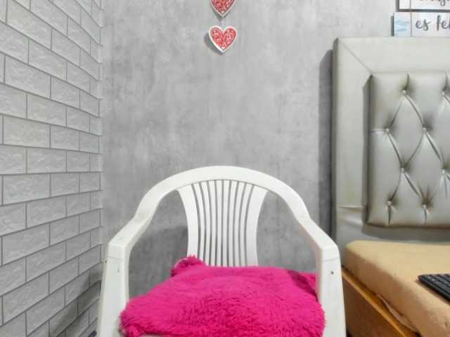 Live sex webcam photo for piter23blcak1 #277474696