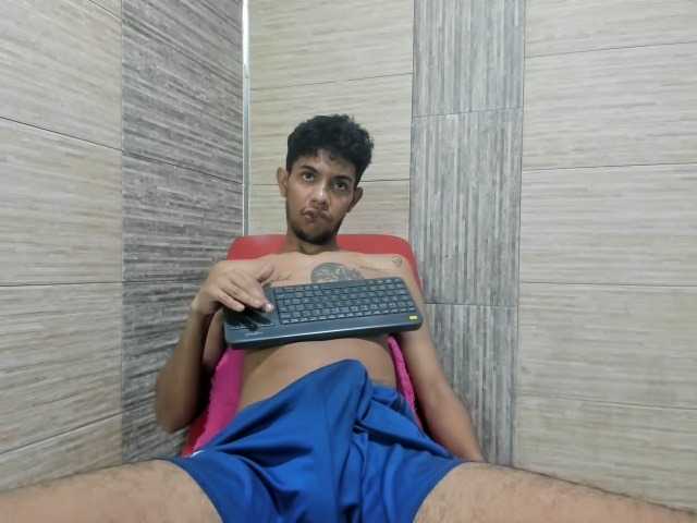 Live sex webcam photo for piter23blcak1 #277580633