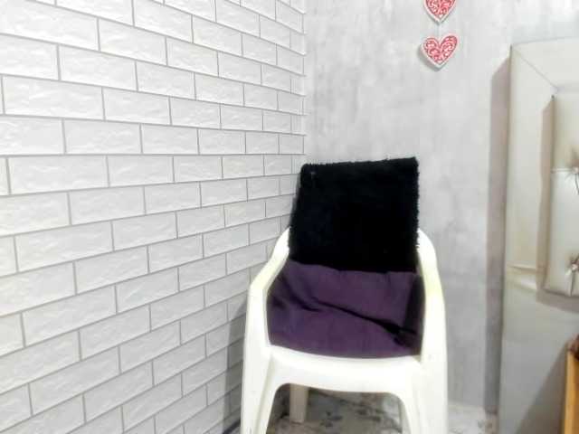 Live sex webcam photo for piter23blcak1 #278046180