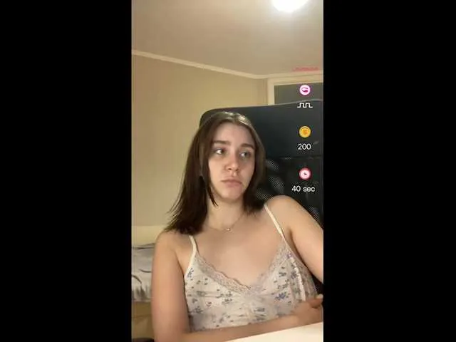 Live sex webcam photo for pizzahubb #290376925