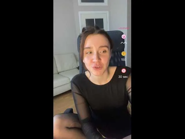 Live sex webcam photo for pizzahubb #290480539