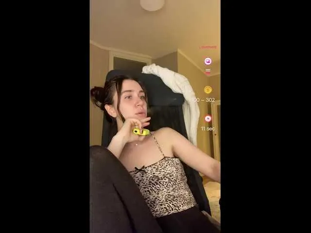 Live sex webcam photo for pizzahubb #290482721