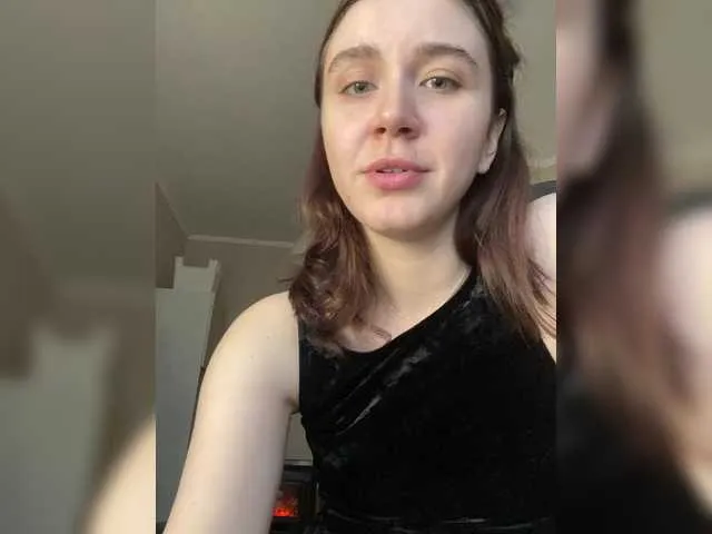 Live sex webcam photo for pizzahubb #290792826
