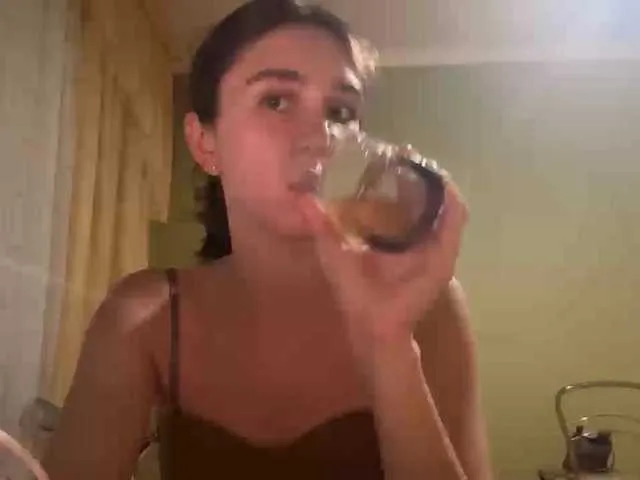Live sex webcam photo for pizzahubb #291636871