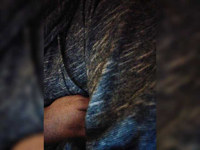 Live sex webcam photo for play-Bear #277384087