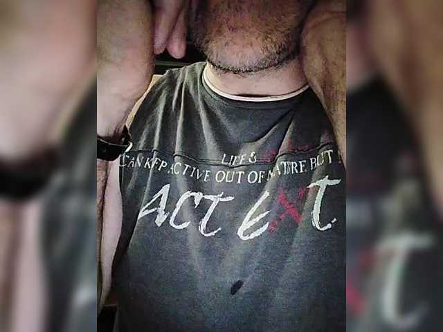 Live sex webcam photo for play-Bear #289834811