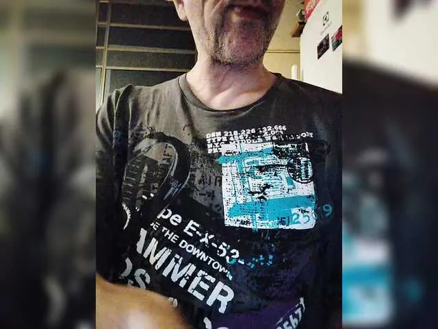 Live sex webcam photo for play-Bear #291087528