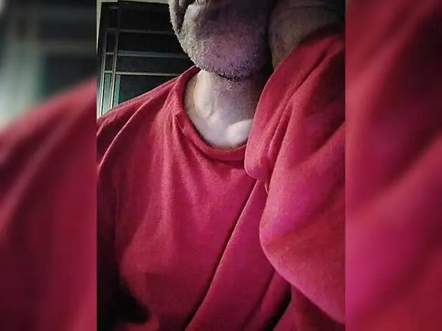 Live sex webcam photo for play-Bear #292404855