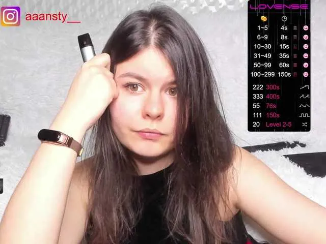 Live sex webcam photo for playboycr #271730398