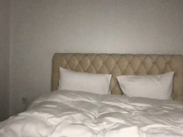 Live sex webcam photo for playbunnyxo #272950591