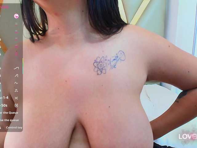 Live sex webcam photo for playfulcurvy #290618604