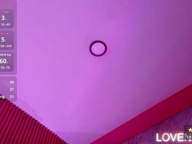 Live sex webcam photo for playfulcurvy #290983211