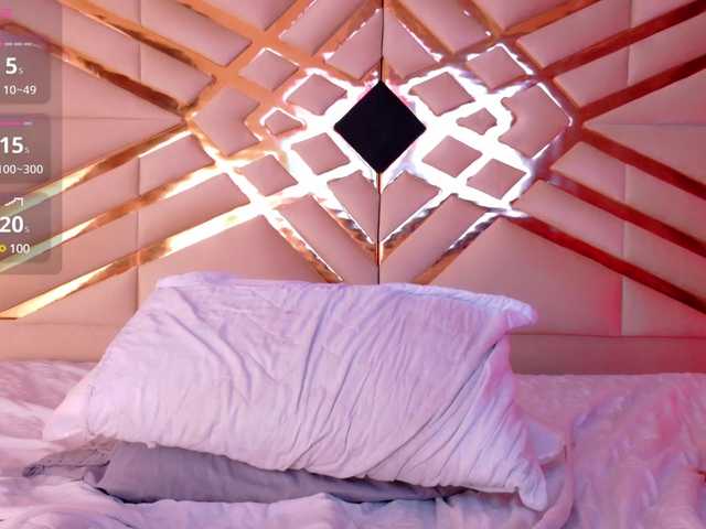 Live sex webcam photo for playfulcurvy #291598829