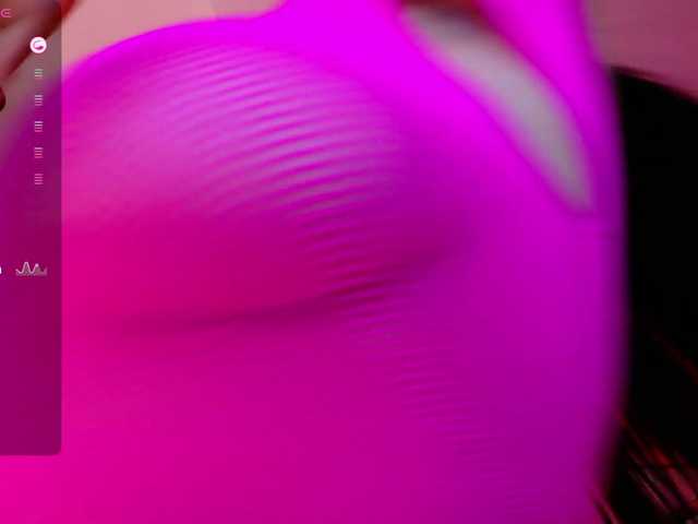 Live sex webcam photo for playfulcurvy #291638157