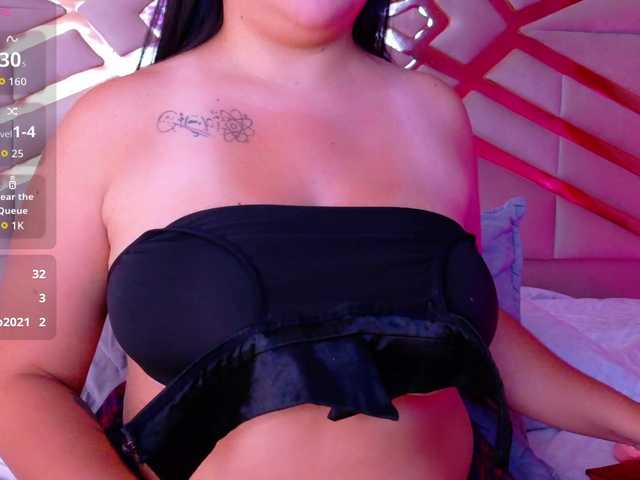 Live sex webcam photo for playfulcurvy #291659288