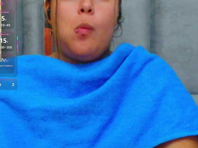 Live sex webcam photo for playfulcurvy #292243579