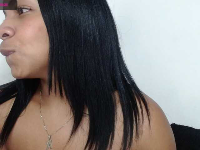 Live sex webcam photo for pocahontas-xx #272764239