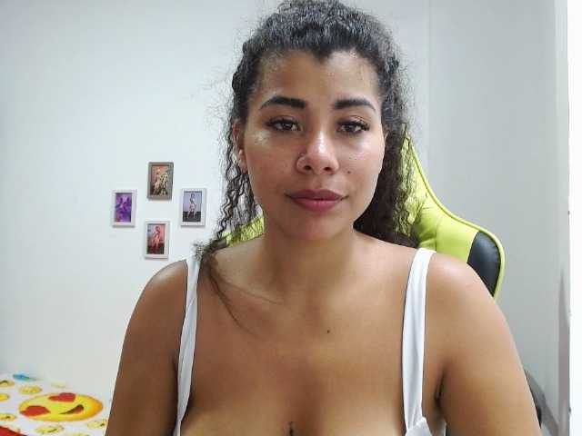 Live sex webcam photo for pocajontaass #277192343