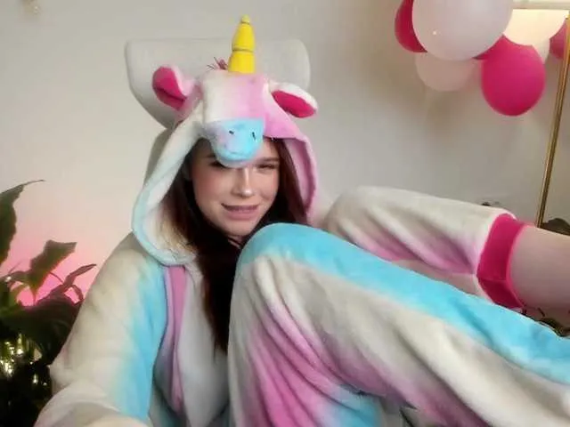 Live sex webcam photo for pokemeboy #290698133