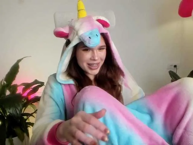Live sex webcam photo for pokemeboy #290752581