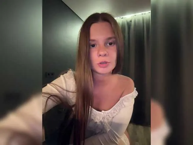 Live sex webcam photo for polyamur #291374857