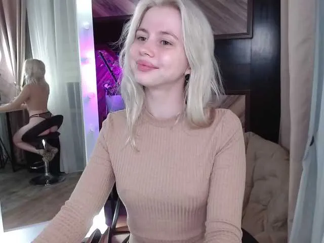 Live sex webcam photo for popsyy #273860670