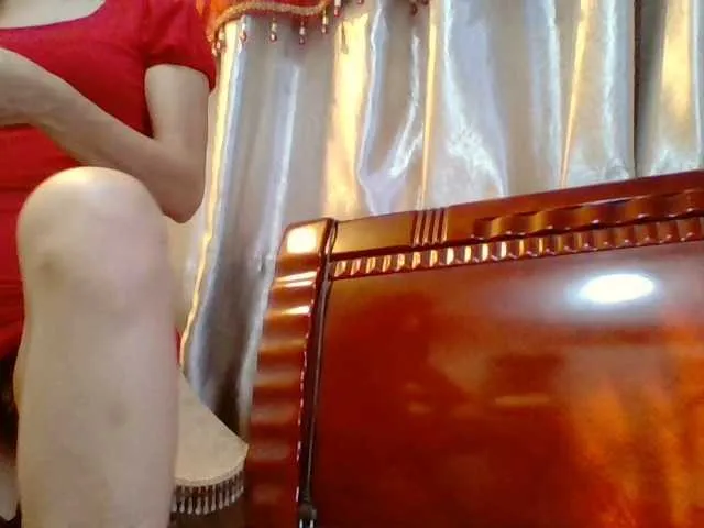 Live sex webcam photo for pornadrianna #271690217