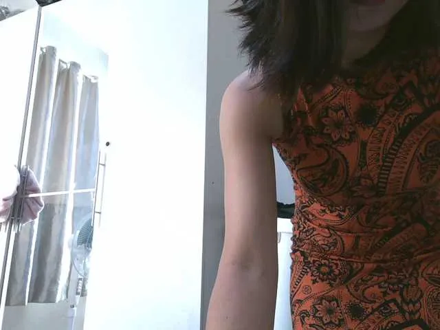 Live sex webcam photo for pornadrianna #291006766