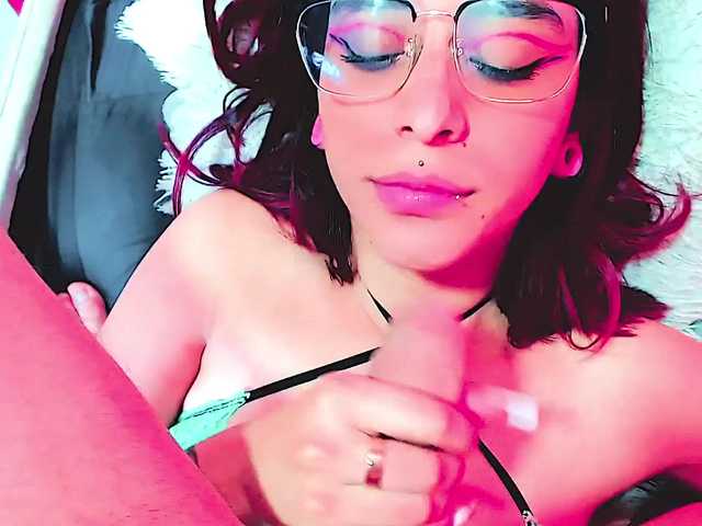 Live sex webcam photo for porncouplecut #273617930