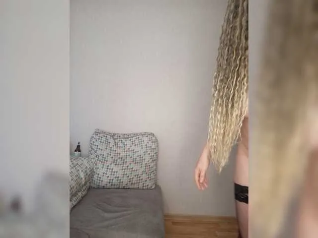 Live sex webcam photo for prelest29 #275631041