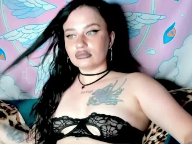 Live sex webcam photo for pretttyalice #293814840