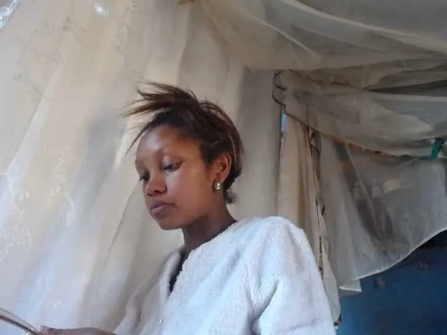 Live sex webcam photo for pretty-ass #291083441